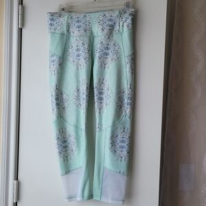Calia By Carrie Underwood Leggings Size Small Green & Blue